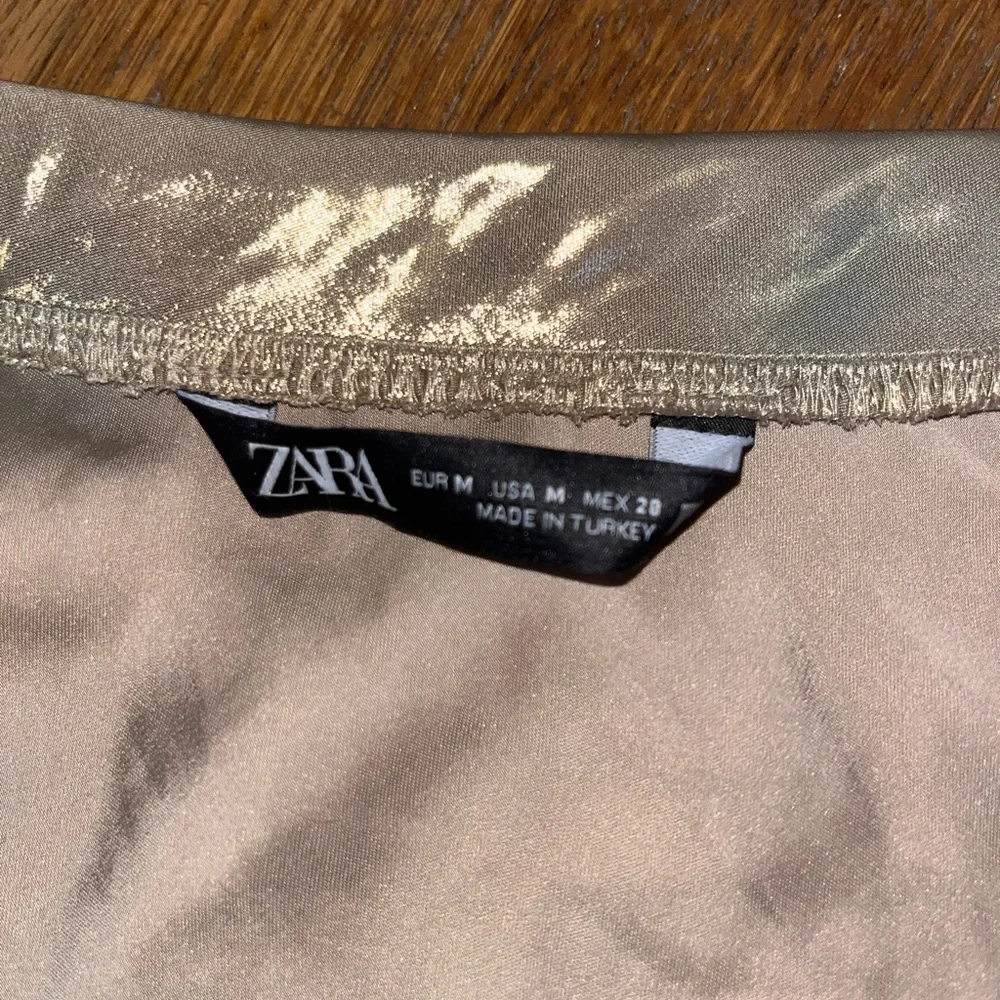 Zara Gold Maxi Skirt - Picture 3 of 4